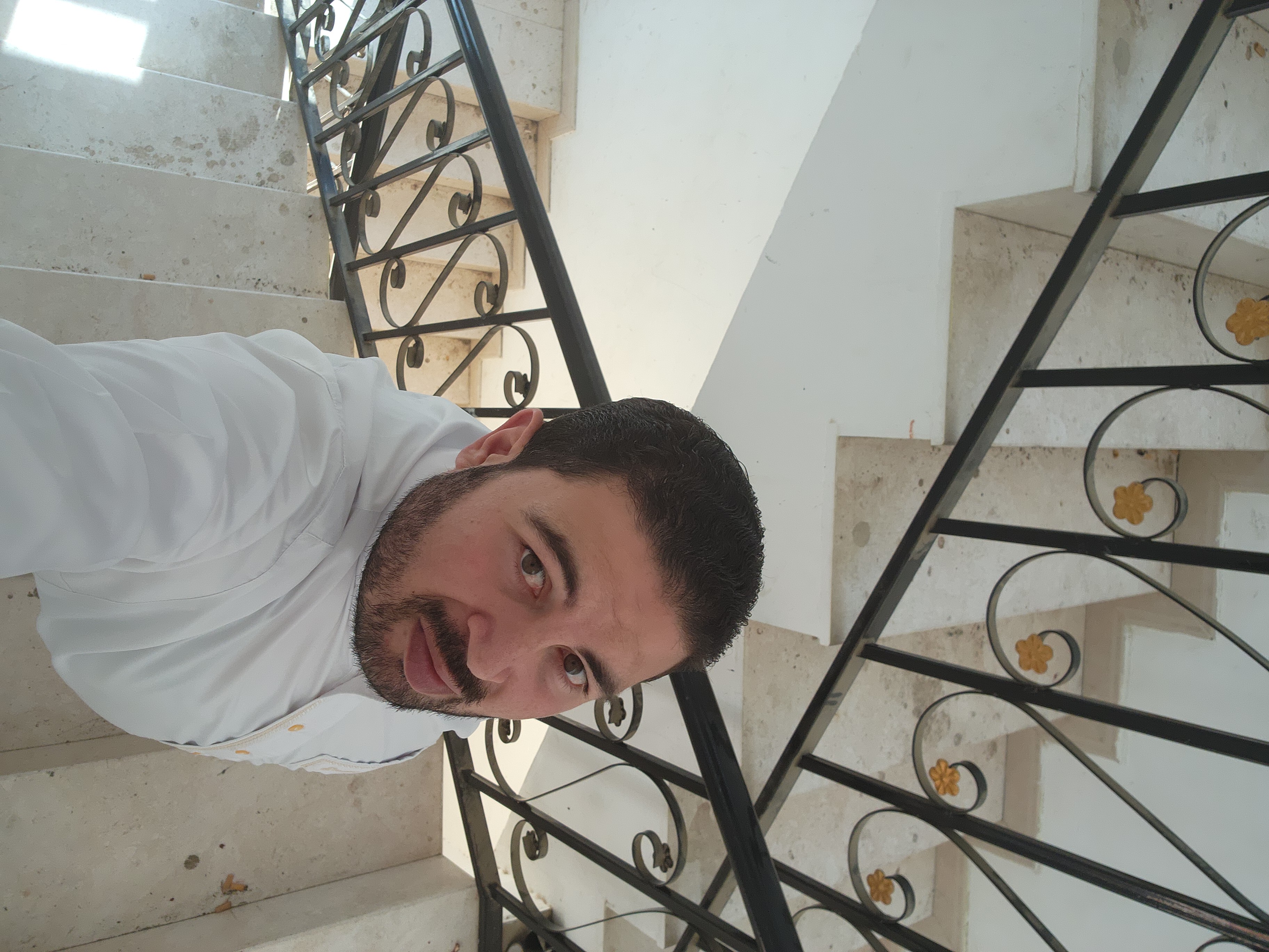 ���� ����